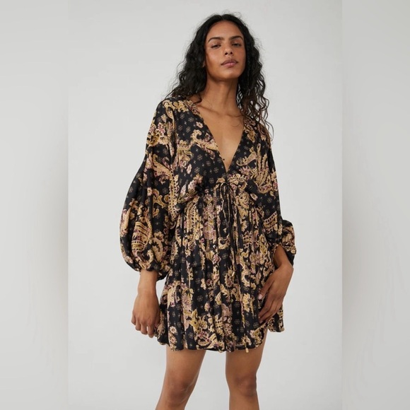 Free People Dresses & Skirts - Women’s FREE PEOPLE Arzel Mini Dress flowy Floral V-Neck Balloon Sleeves dress